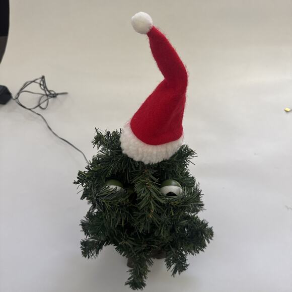 Gemmy Vtg 1997 Dancing Douglas Fir Singing Christmas Tree Motion Activated 14" - Picture 4 of 10